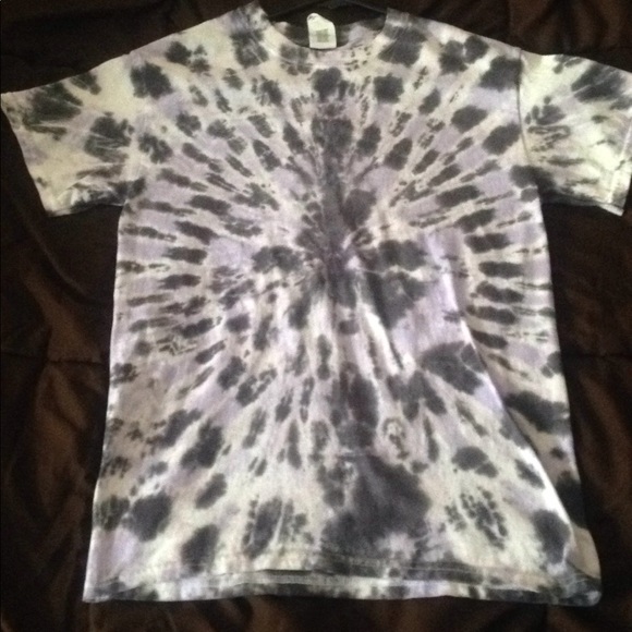 Hand Made Tie Dye T-Shirt - Picture 2 of 4